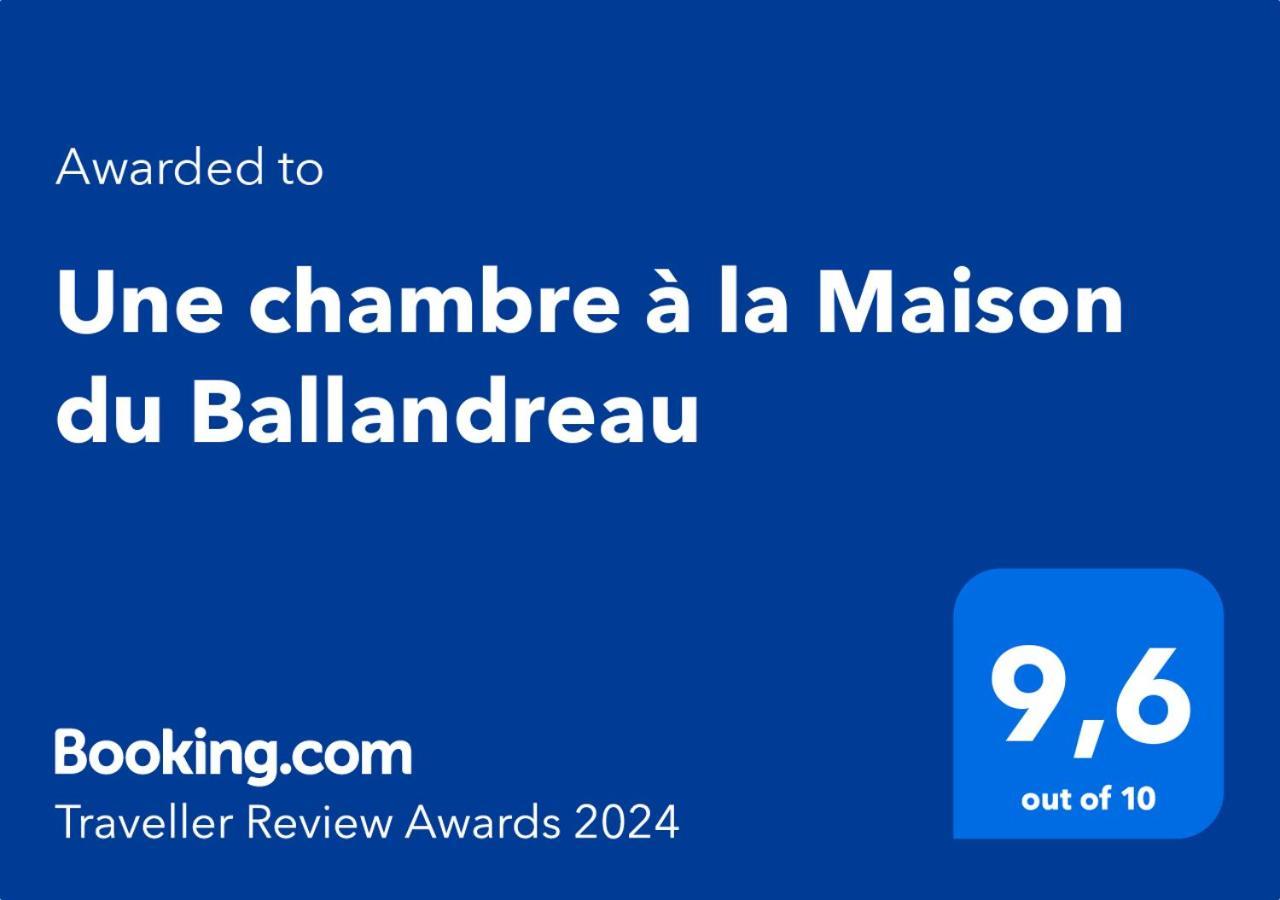 Une Chambre A La Maison Du Ballandreau Bed & Breakfast Monsegur  Exterior photo